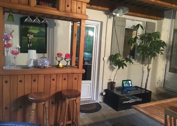 D'hotes Sandra Couette-café 3*