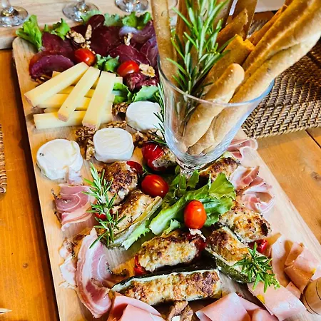 Couette-café D'hotes Sandra 3*