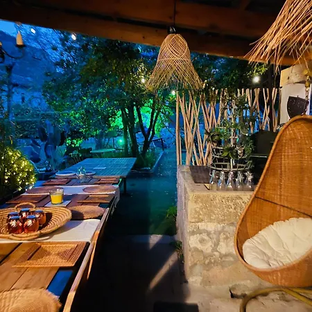 D'hotes Sandra Couette-café 3*