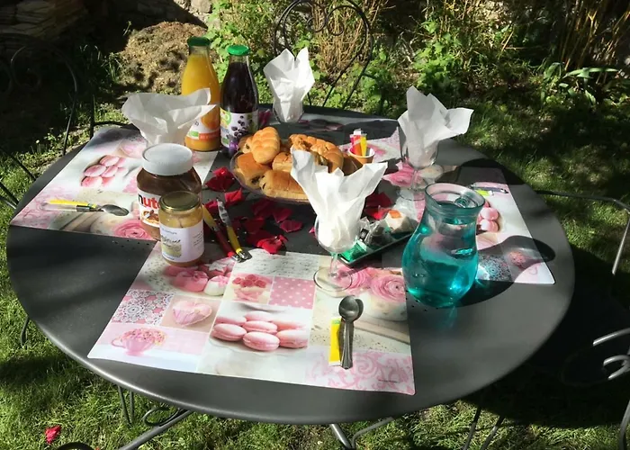 D'hotes Sandra Nocleg ze śniadaniem 3*