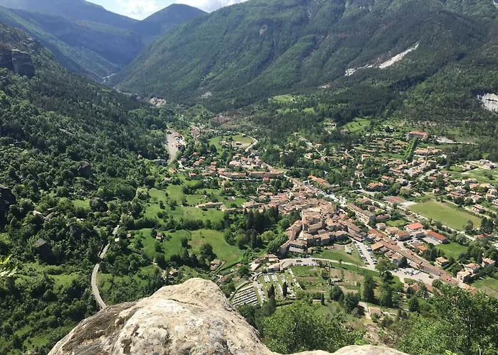 D'hotes Sandra Bed & Breakfast 3*